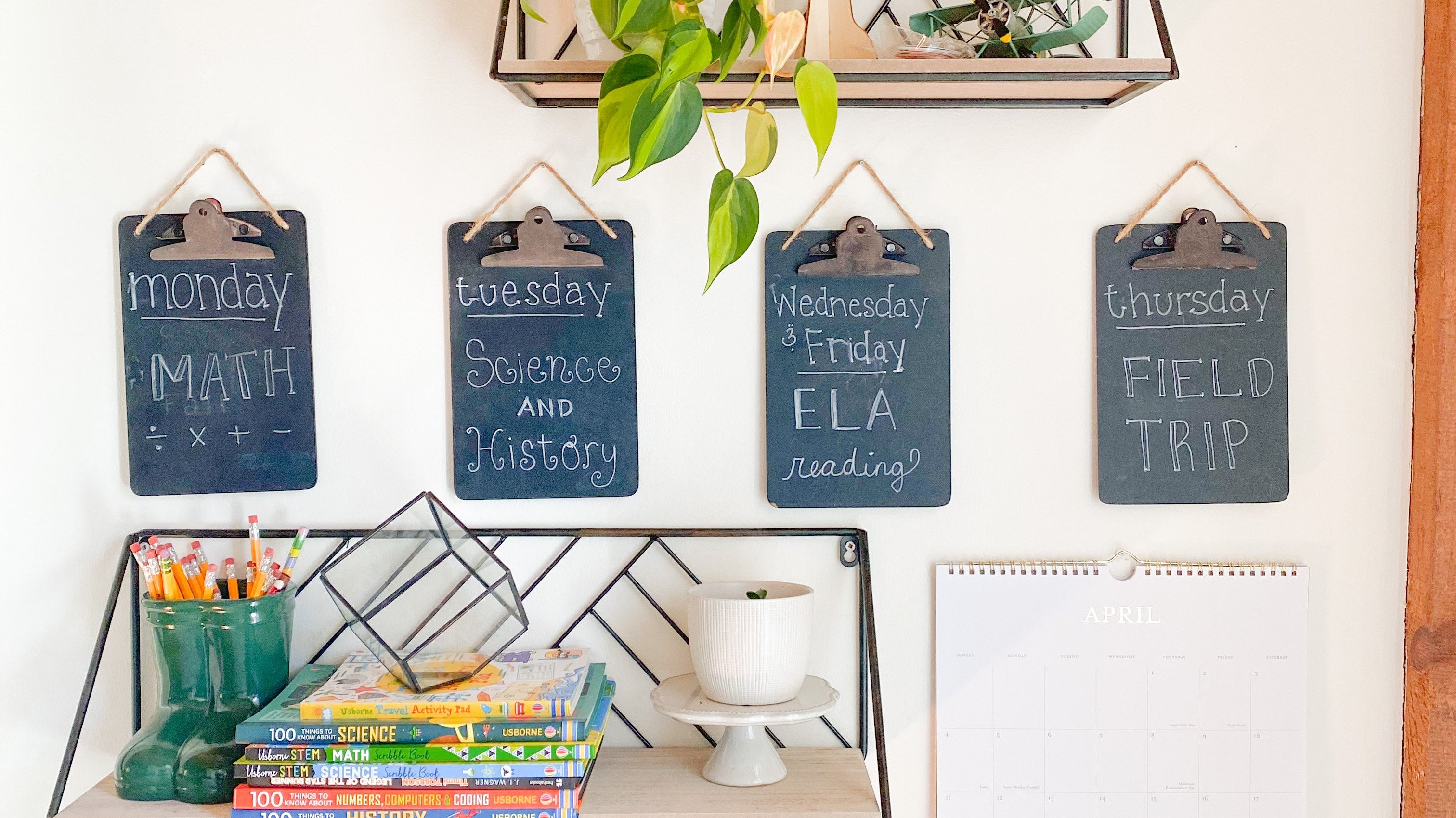 Bold décor selections for your farmhouse kitchen