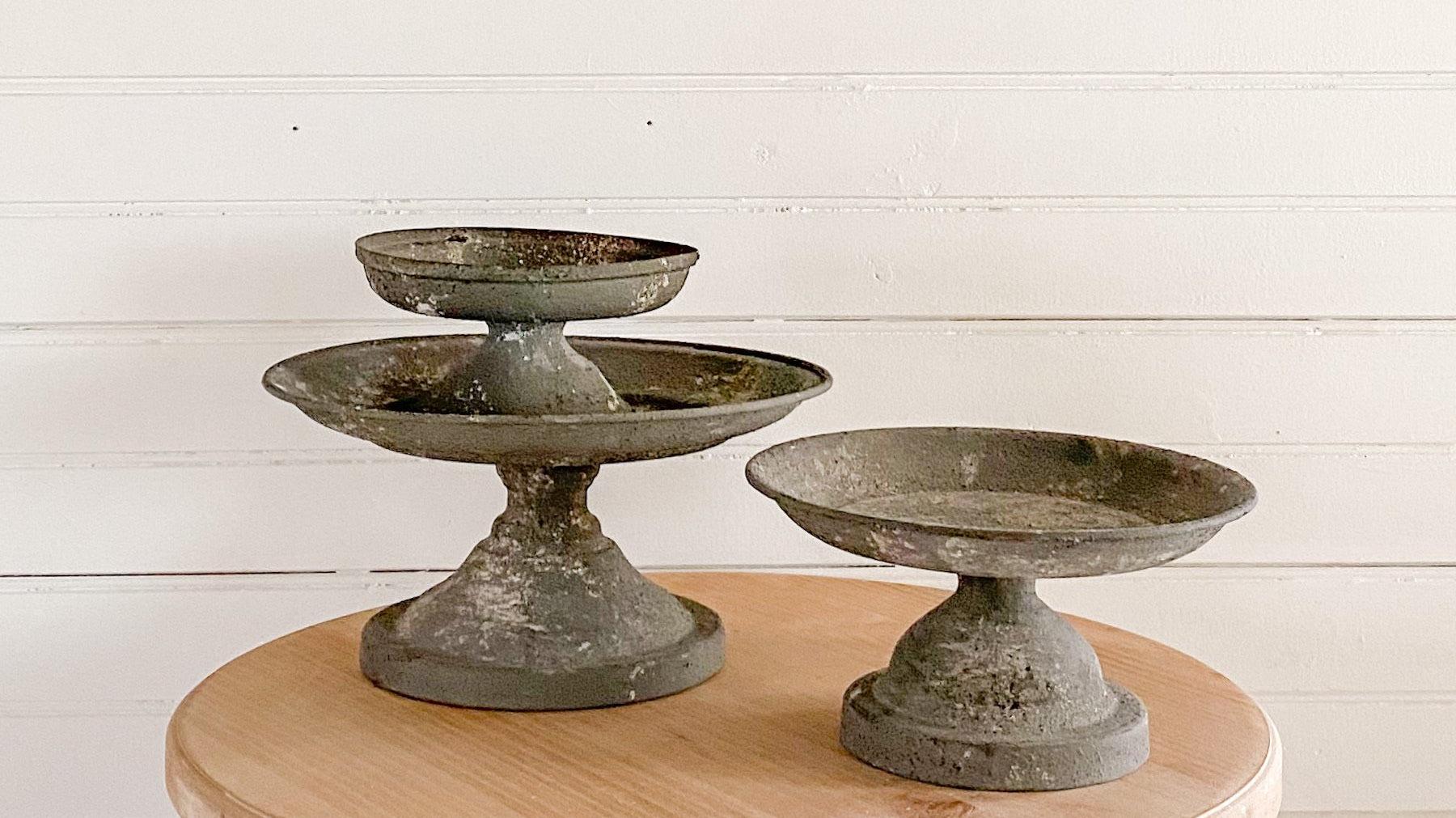 Natural and distressed items for a vintage vibe