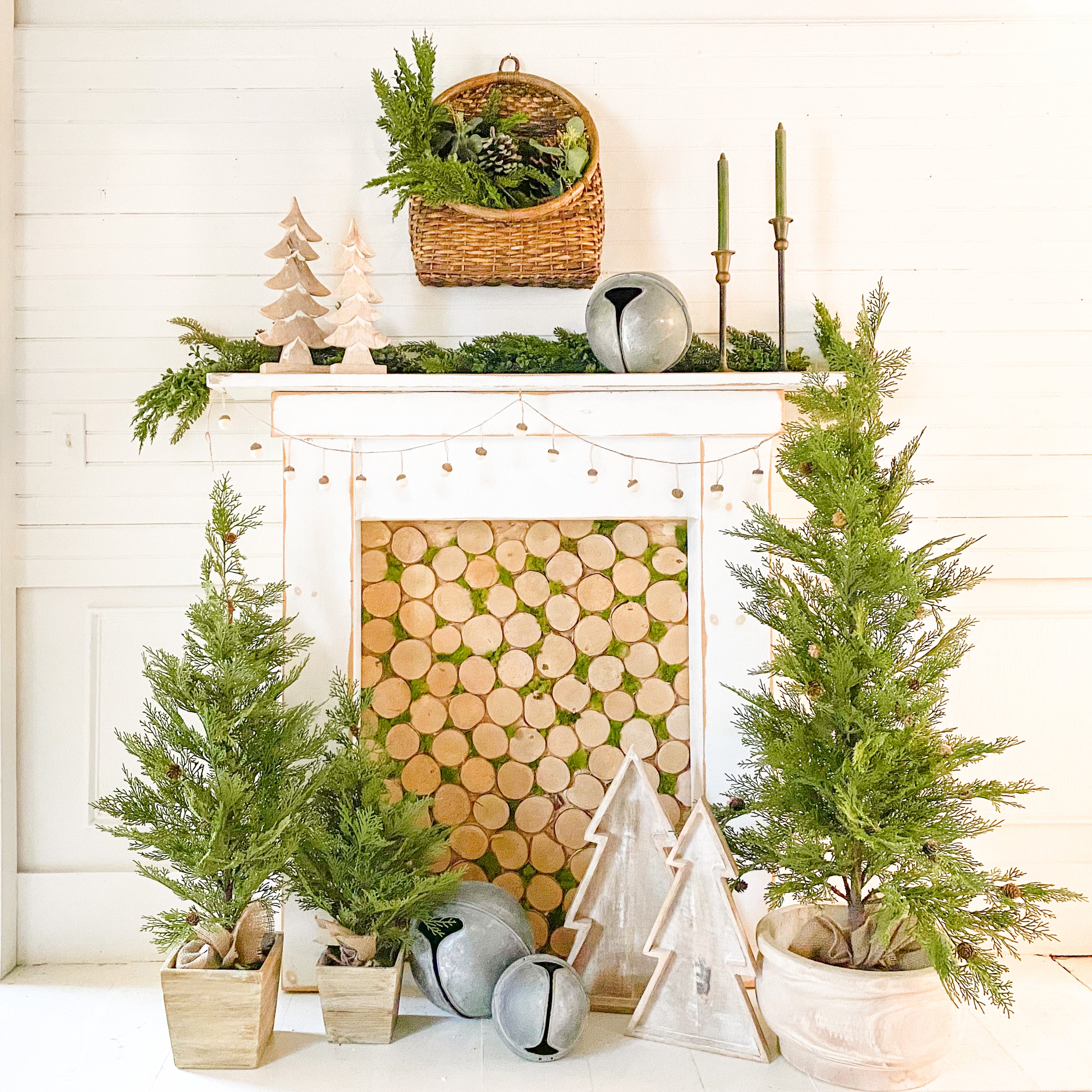 Embrace the natural beauty of a modern farmhouse Christmas