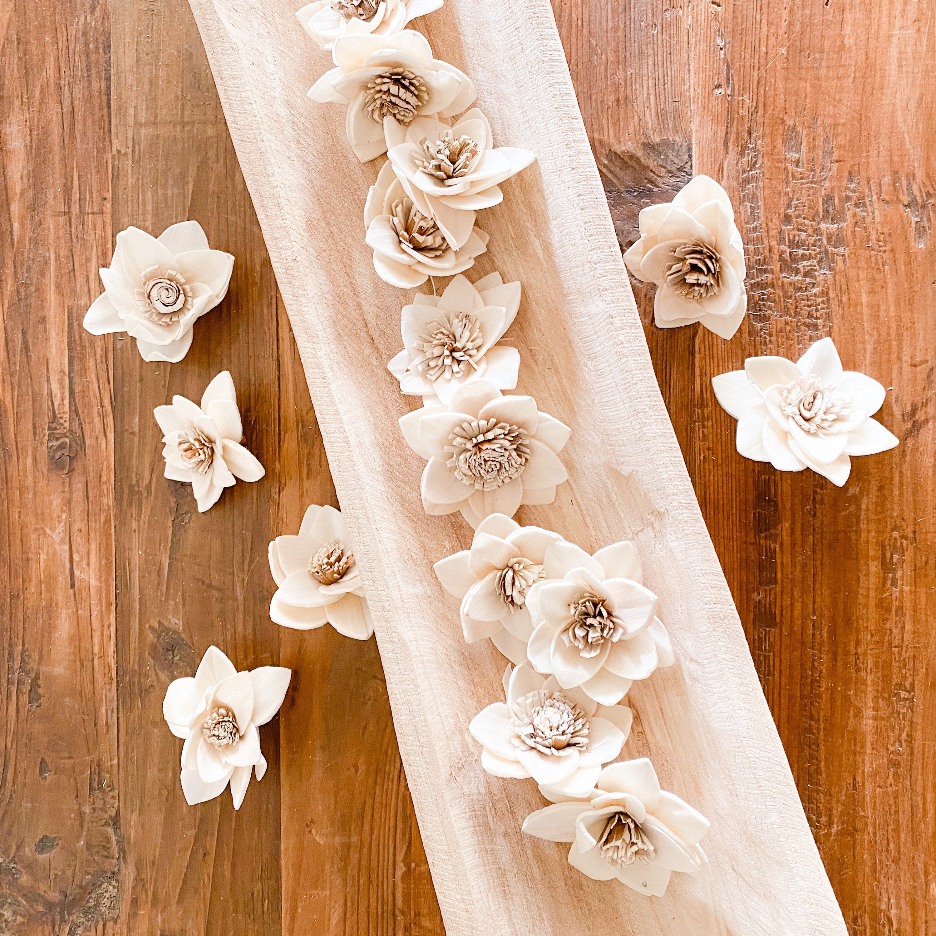 Wonderful wooden farmhouse gifts for Mother’s Day