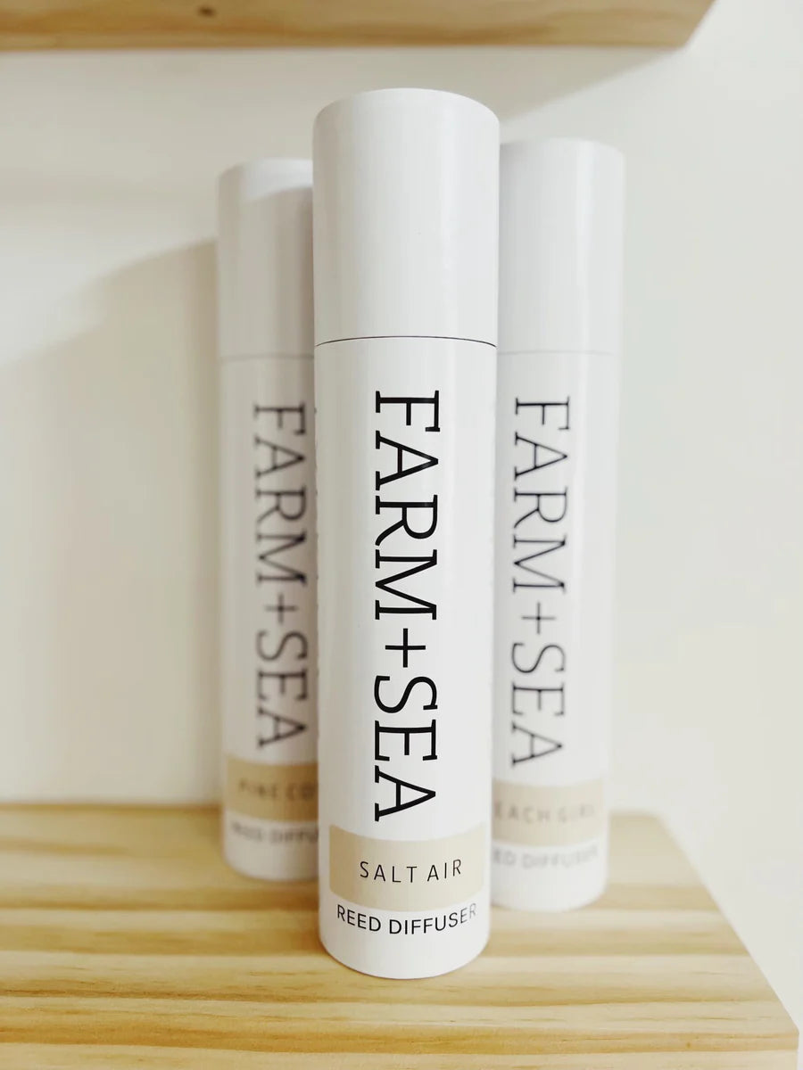 Farm and Sea special edition sugar shack diffuser.  All Farm and Sea candles are made with a custom blend of coconut and soy waxes, premium, phthalate-free fragrance oils and essential oils, and cotton wicks.