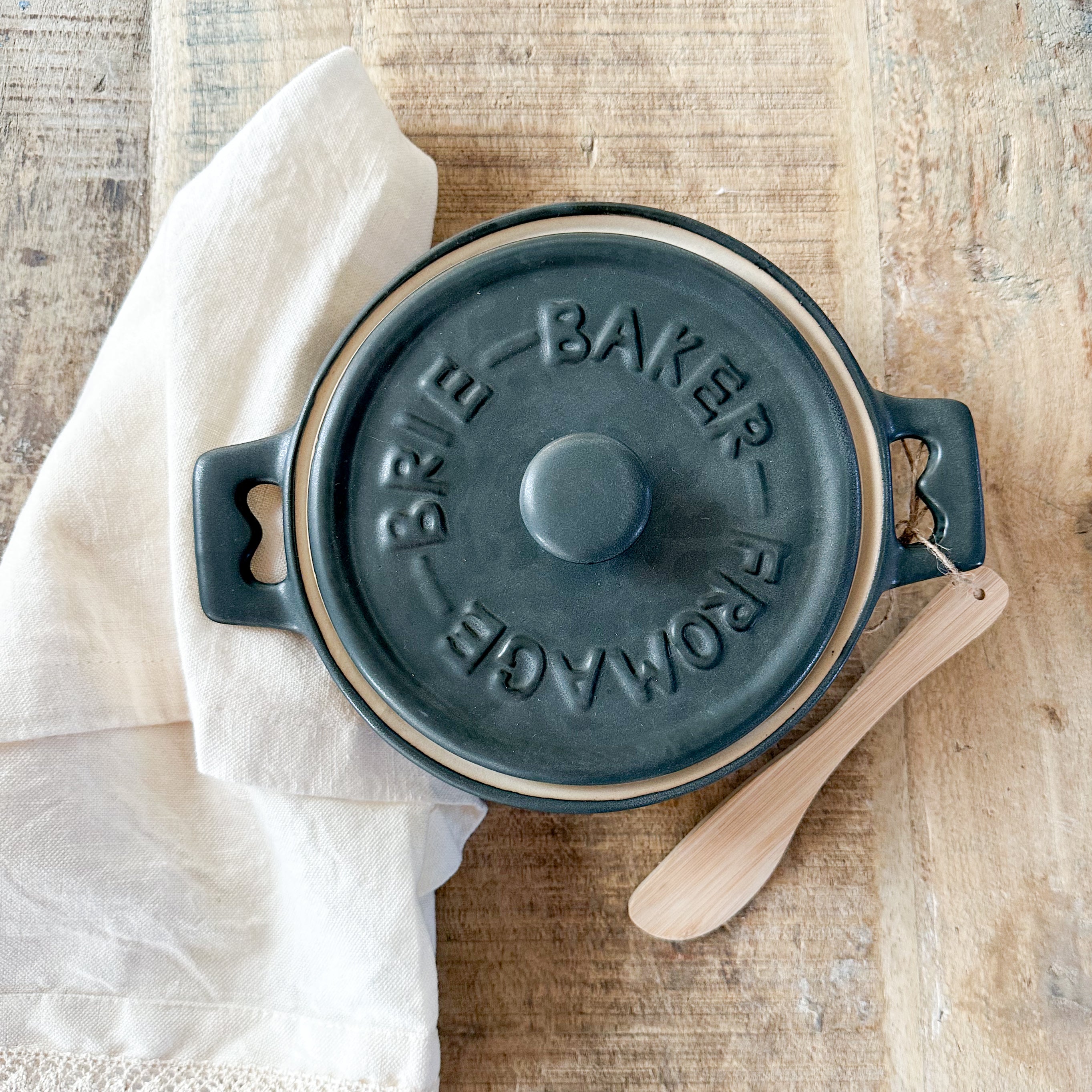 Jade Stonewear Brie Baker - Thumbnail 2