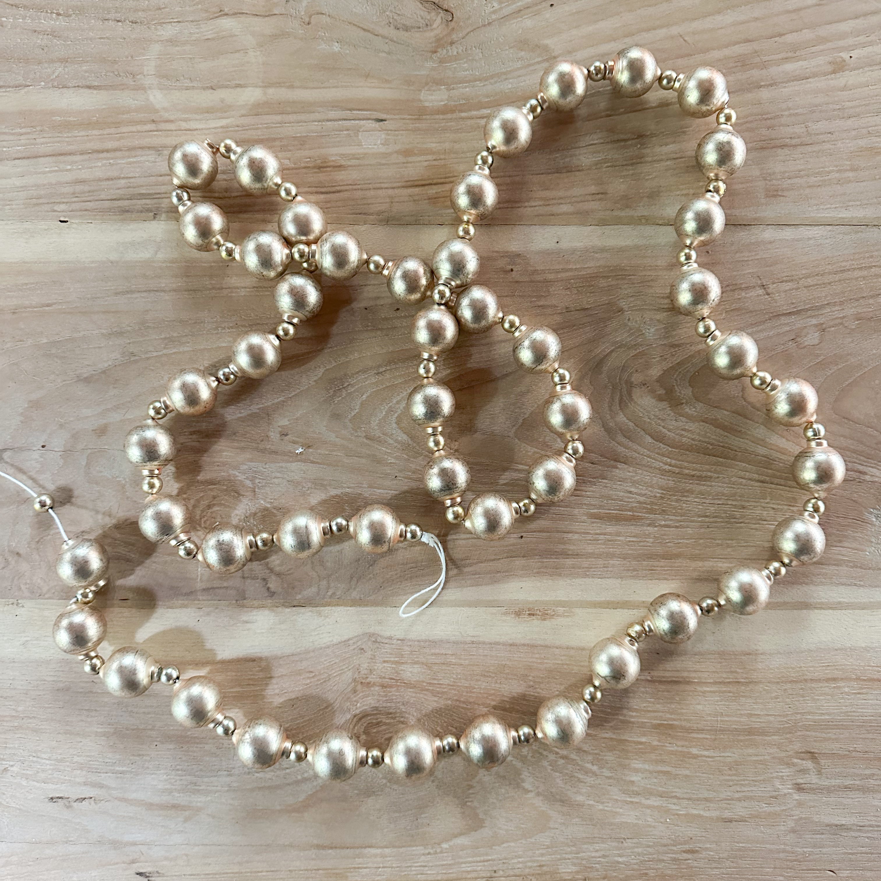 Brushed Gold Bead Garland - Thumbnail 2