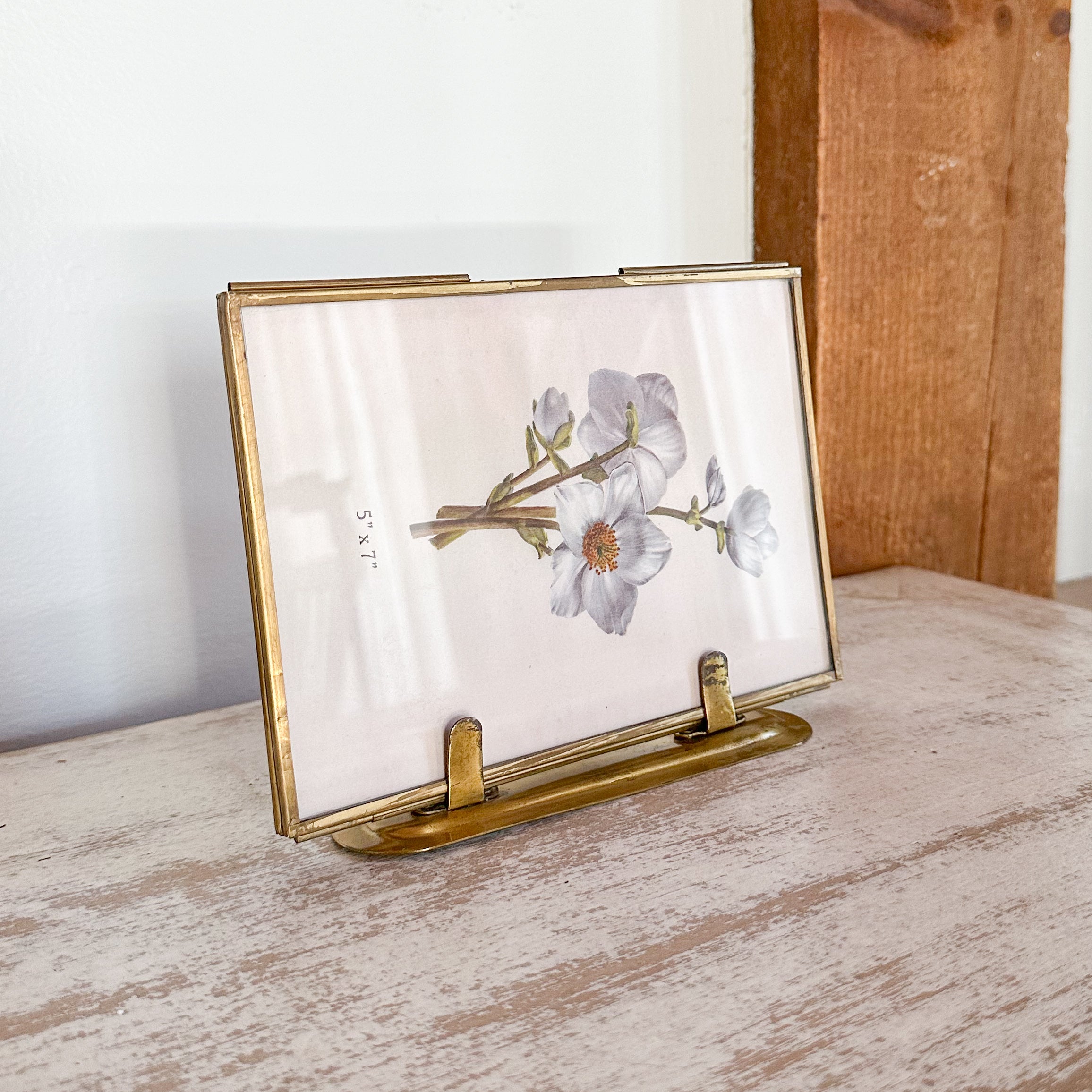 5" x 7" Brass and Glass Horizontal Picture Frame With Stand