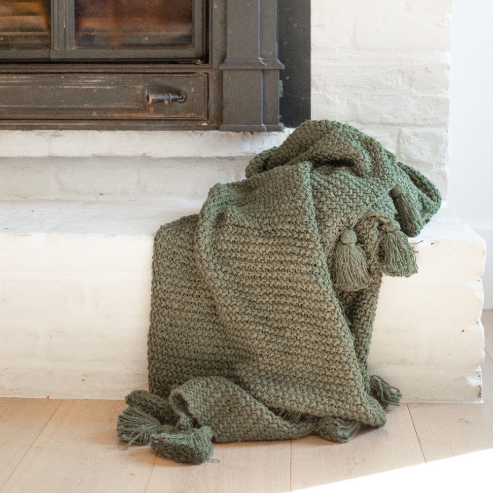 Chunky Moss Cotton Throw With Tassels