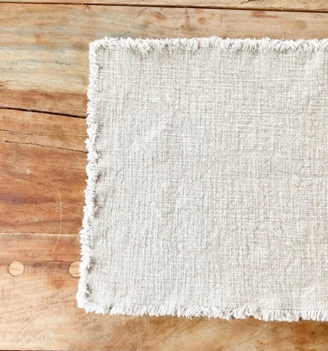 Lotta Linen Like Table Runner 108"